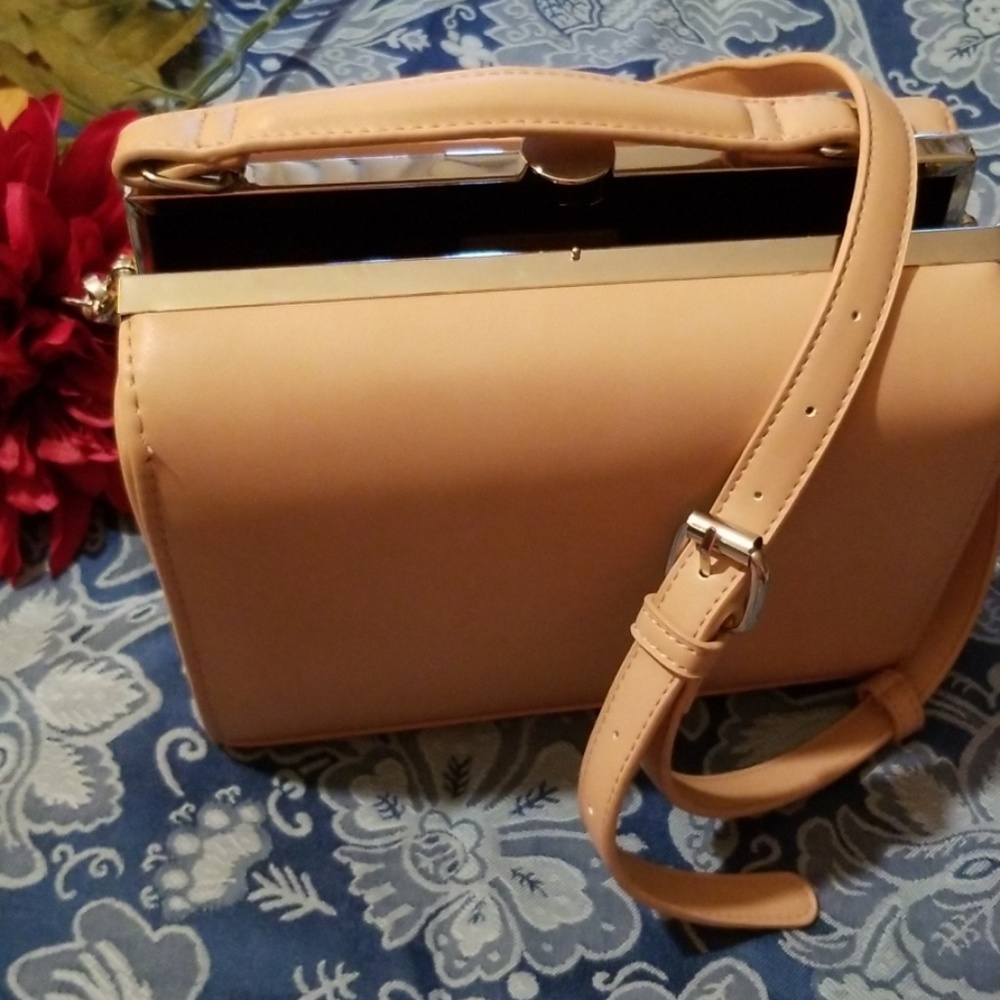 NWOT PURSE